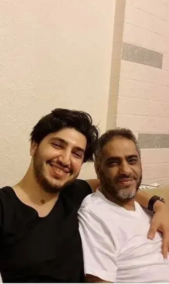 فضل شاكر وابنه محمد شاكر