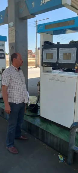 جانب من متابعه 