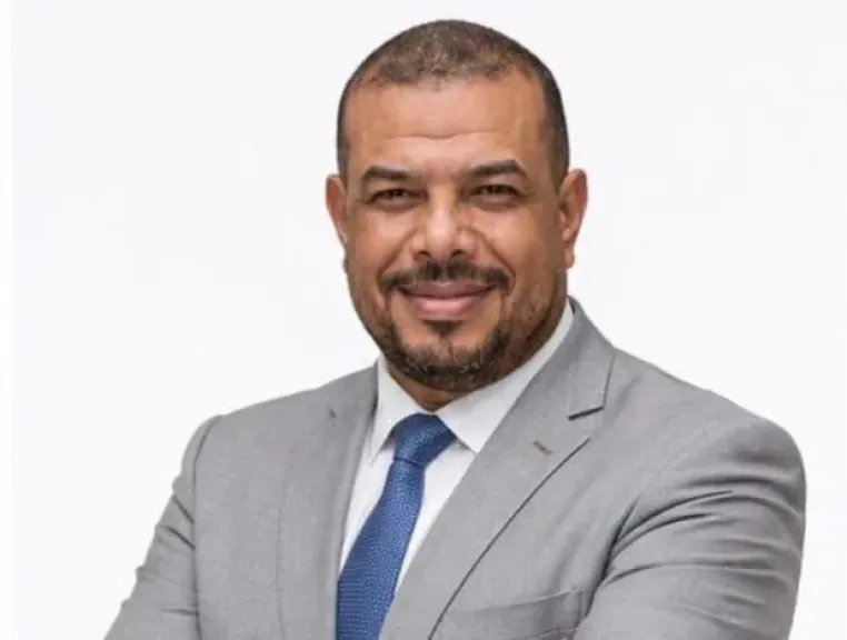 الدكتور عارف الشمندي