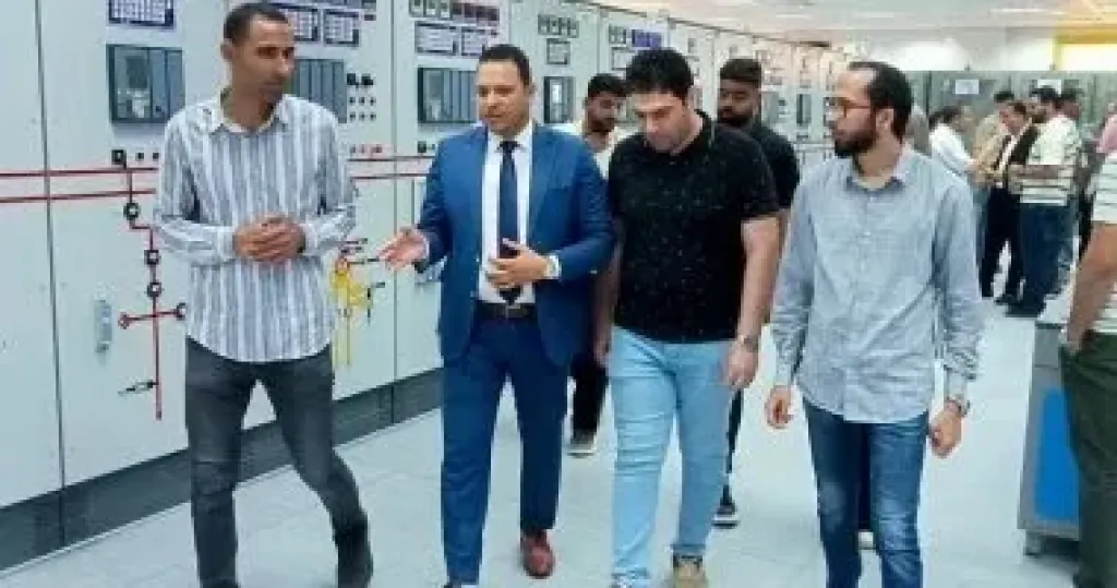 محطة محولات الامتداد والخط الهوائي