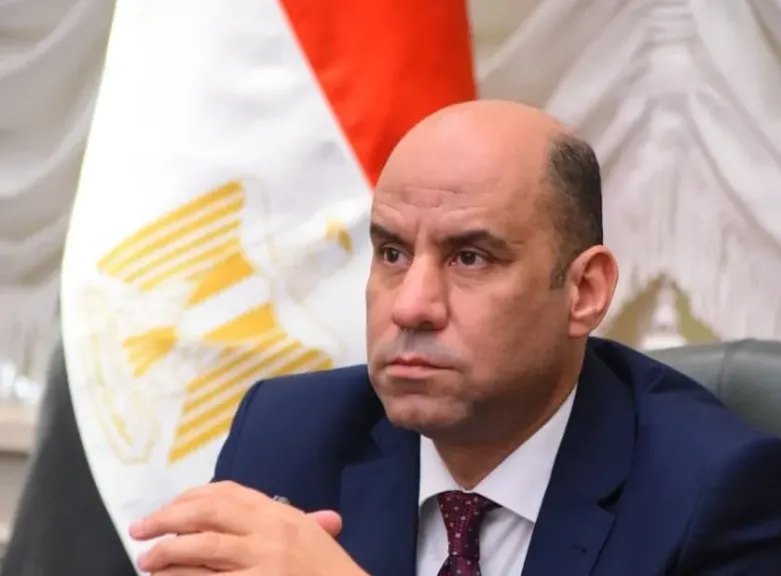 وزير العمل
