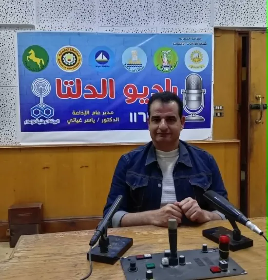 الكاتب والاعلامى محمود عمر هاشم 