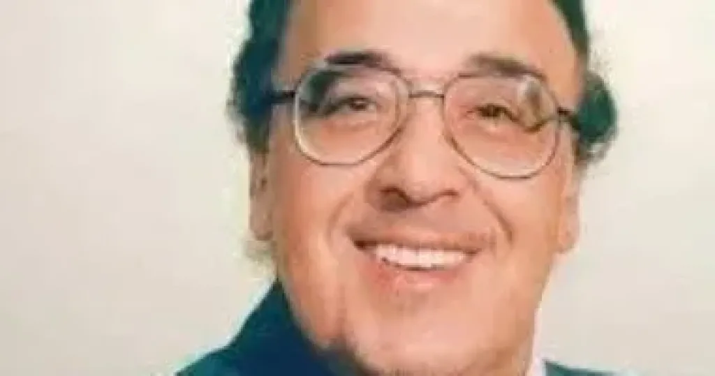 الراحل حسن مصطفى