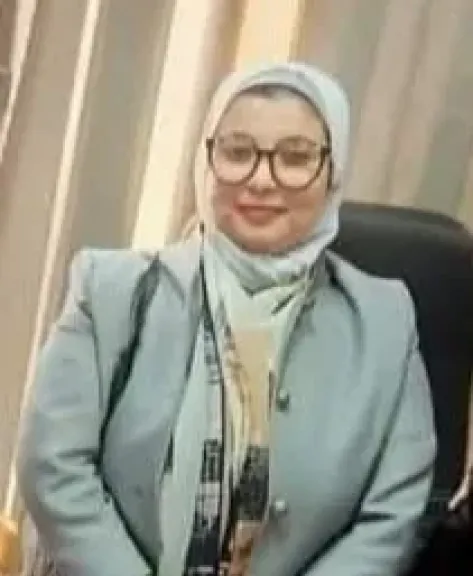 الدكتورة زينب المنسى