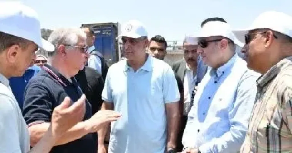 الدكتور مهندس صلاح سليمان جمبلاط وزير الدولة للإنتاج الحربي