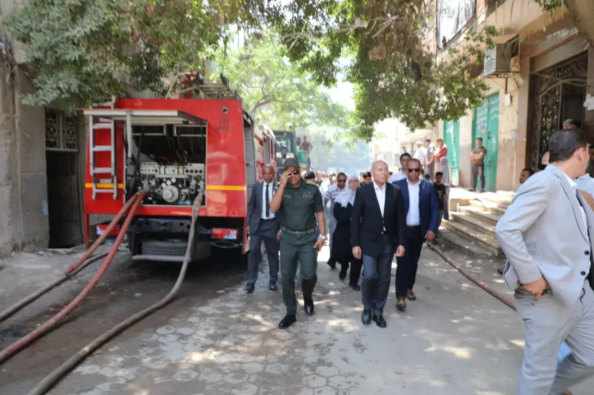 لجنة هندسية لمعاينة العقار المنهار