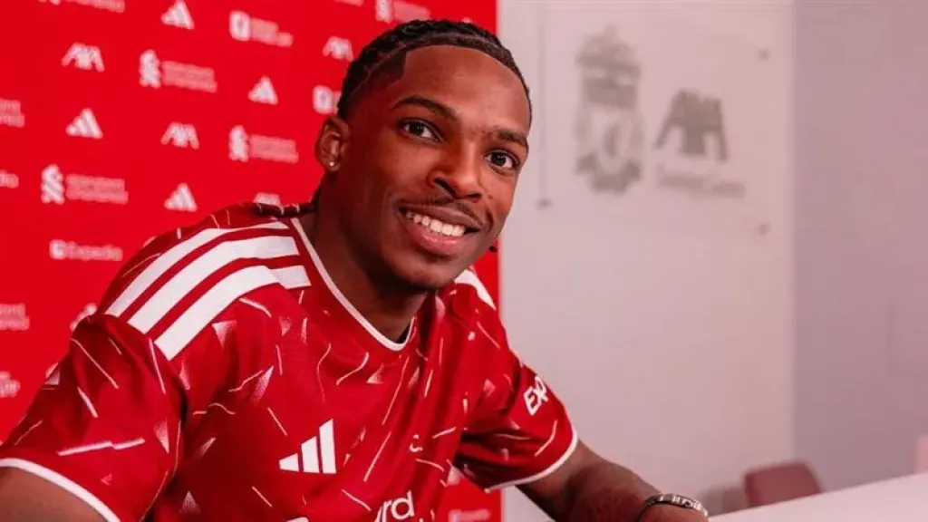 ليفربول يعلن ضم الفرنسى الشاب جيريمى جاكيه