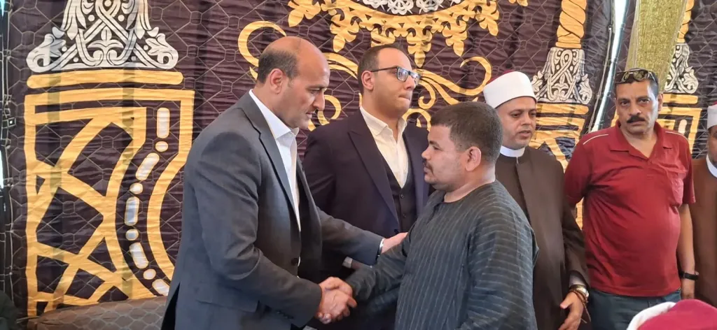 محافظ أسيوط 