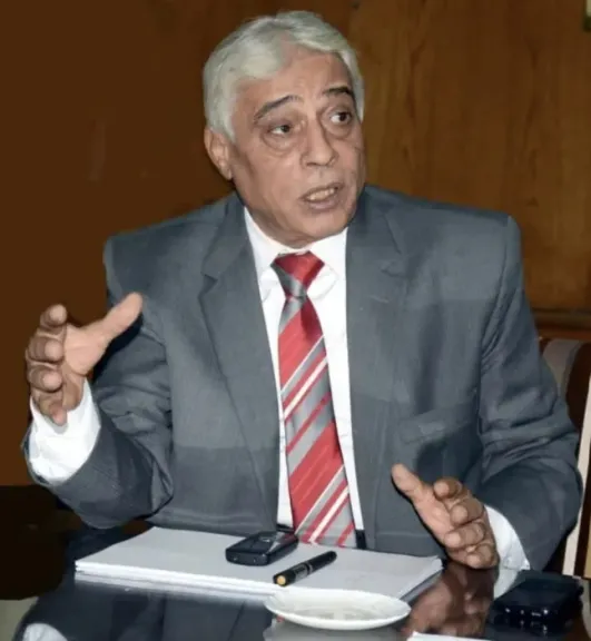 الكاتب الصحقى مجدى سبلة