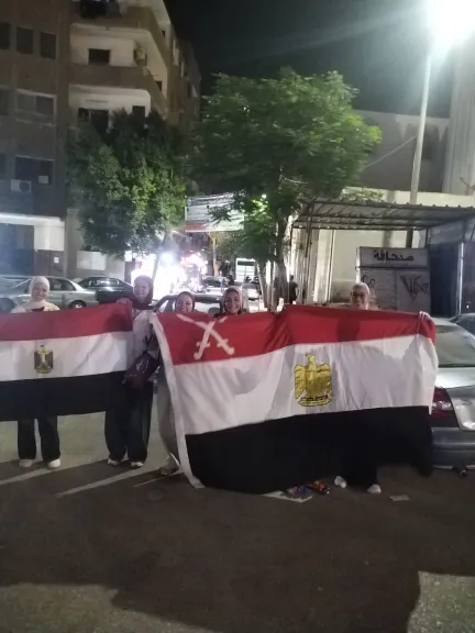 جانب من متابعه 