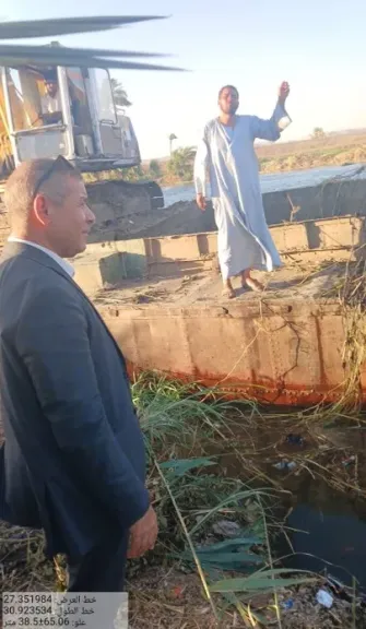 جانب من متابعه 