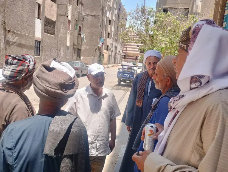 جانب من متابعه 