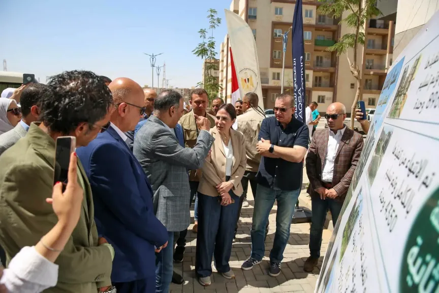 وزيرة الإسكان تتفقد مشروع سكن العاملين المنتقلين إلى العاصمة الجديدة بمدينة بدر