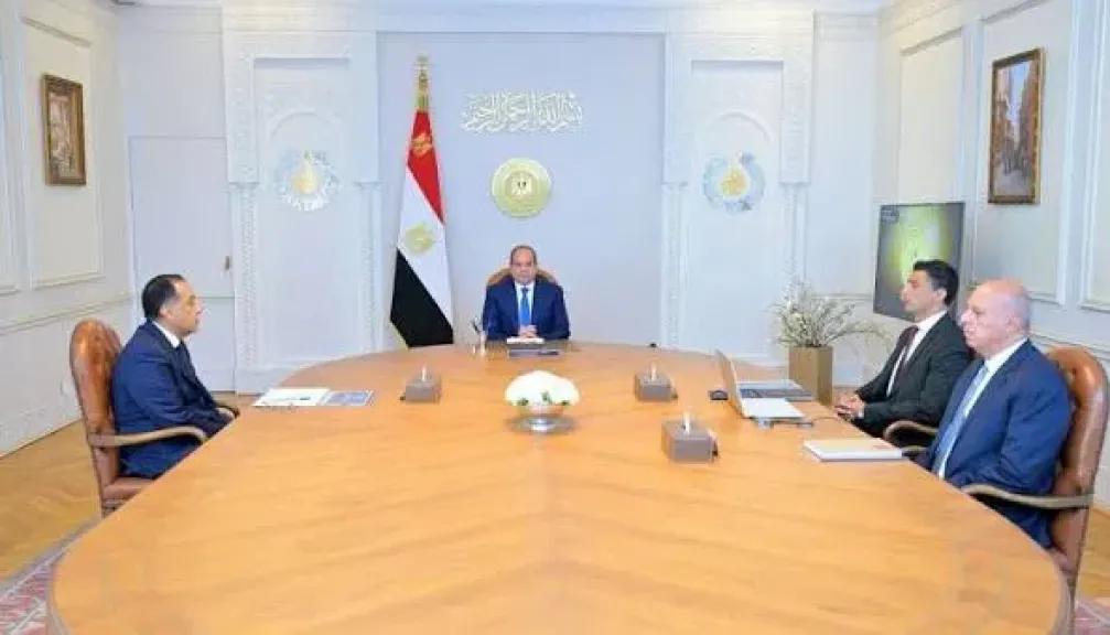 وزير الصناعة: تركيب محطات طاقة شمسية على أسطح 7000 مصنع بالمحافظات