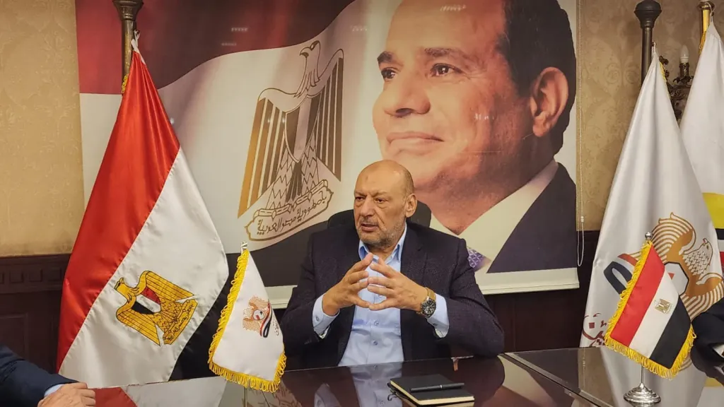 المستشار حسين أبو العطا، عضو مجلس الشيوخ