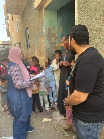 جانب من متابعه 