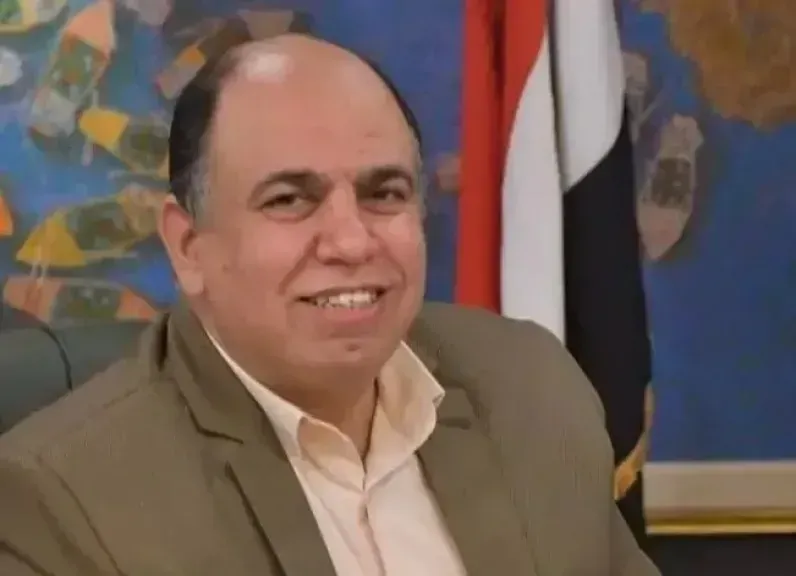 هشام يونس