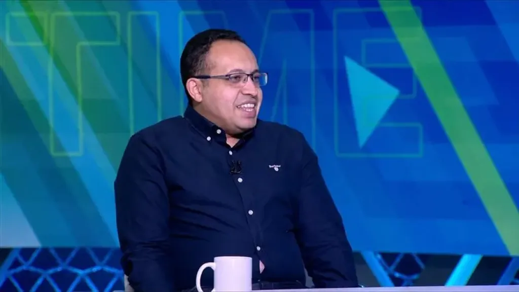 محمد ابو العلا رئيس الجهاز الطبى ل منتخب مصر