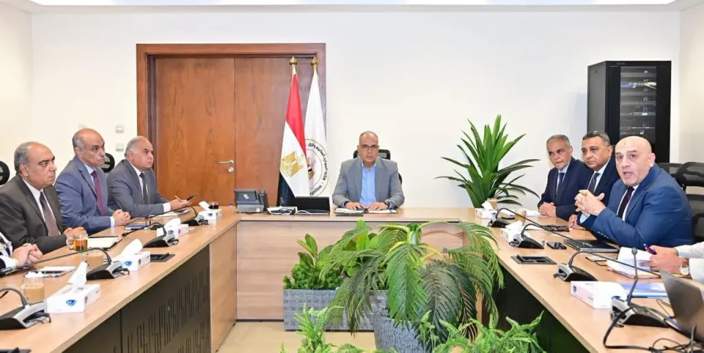 الدكتور سويلم يتابع تطوير منظومة عمل الورش التابعة للوزارة