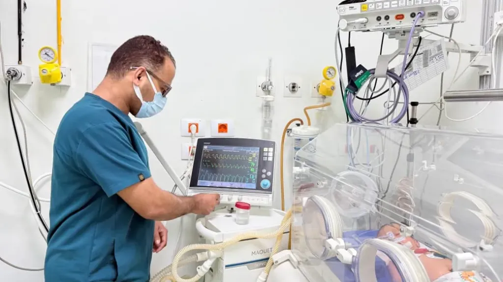 الهيئة العامة للرعاية الصحية تبرز خدمات أول مستشفى متخصص للأطفال وحديثي الولادة  في جنوب الصعيد