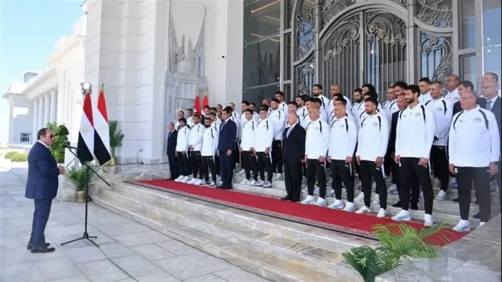 استقبال الرئيس السيسي لبعثه منتخب مصر