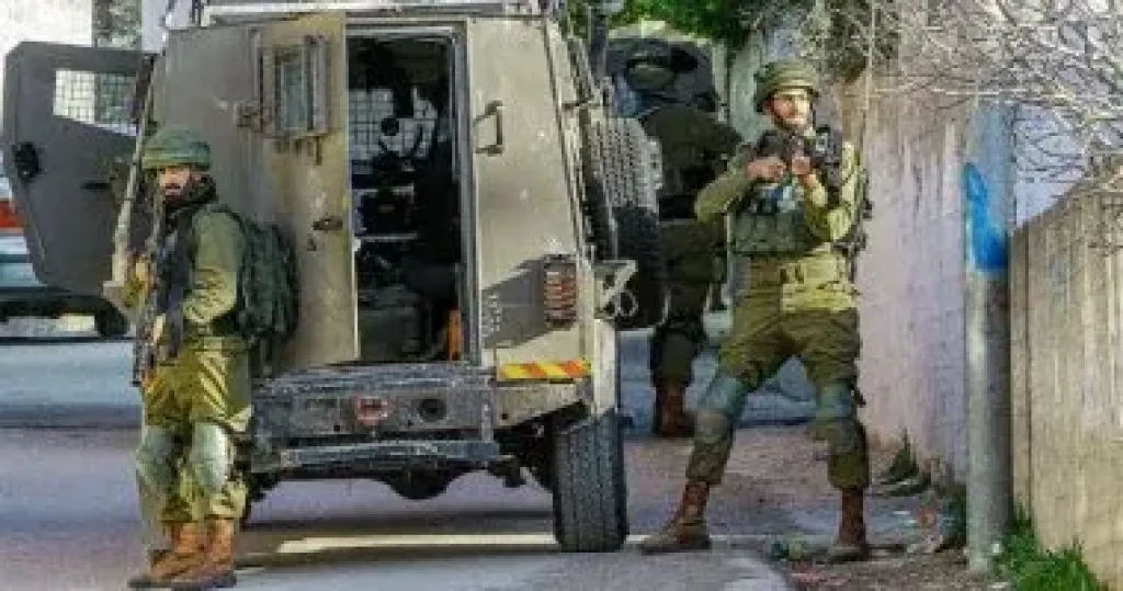 الاحتلال يقتحم قرى فلسطينية