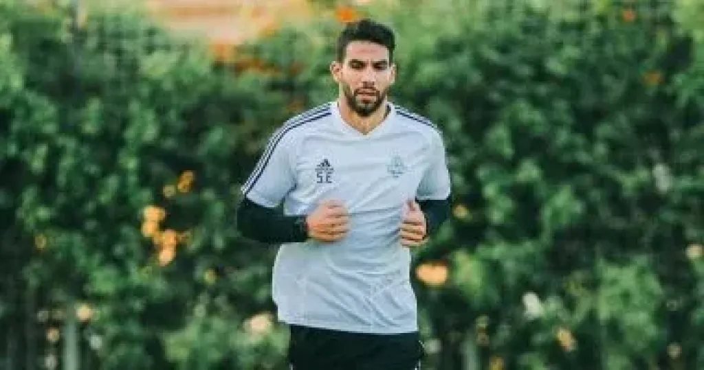 شريف إكرامي  
