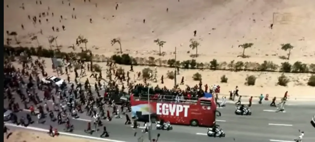 العلمين 