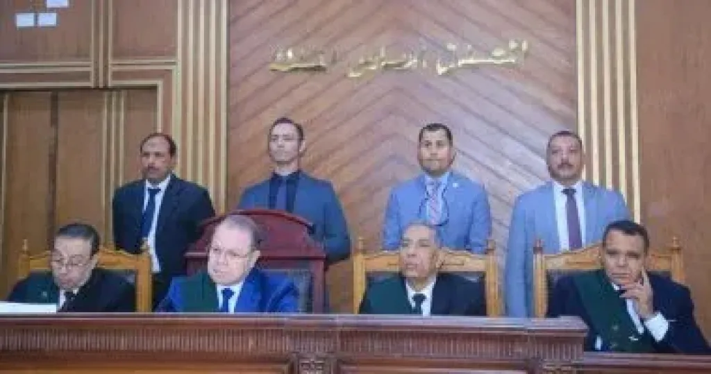 محكمة 