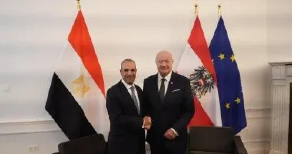 وزير الخارجية 
