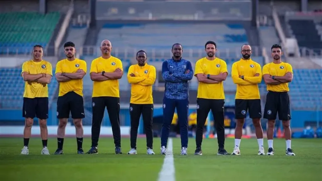 نادى بيراميدز