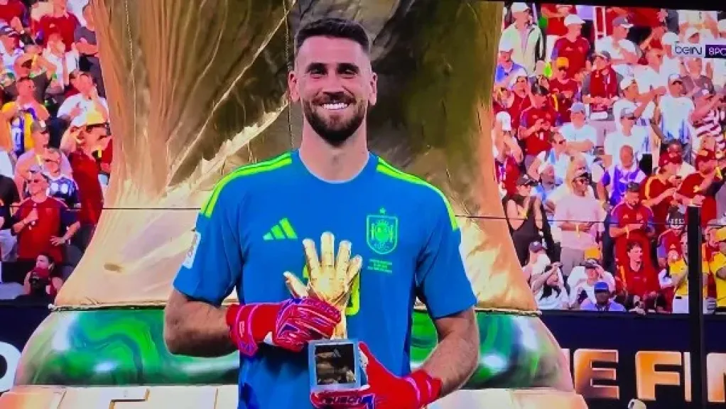 أوناي سيمون يحصد جائزة أفضل حارس في كأس العالم 2026