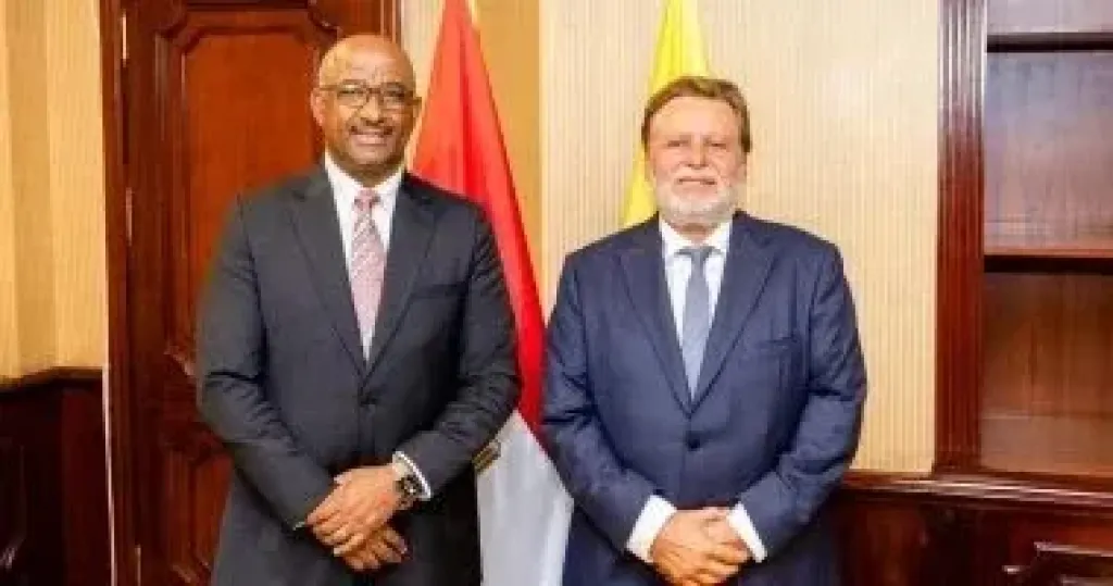 محافظ البنك المركزي يستقبل نظيره بمملكة إسواتيني