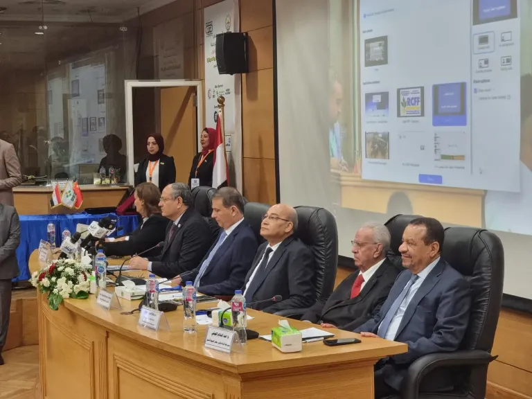 جانب من المؤتمر الدولى