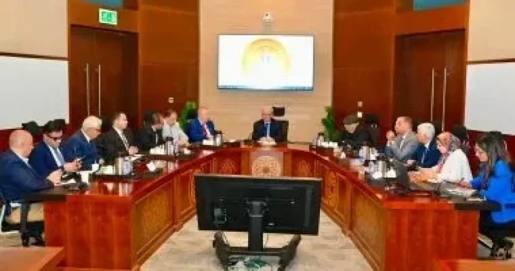 الدكتور حسين عيسى نائب رئيس مجلس الوزراء للشؤون الاقتصادية