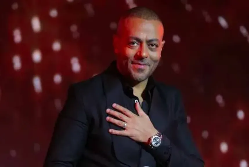 تامر عاشور