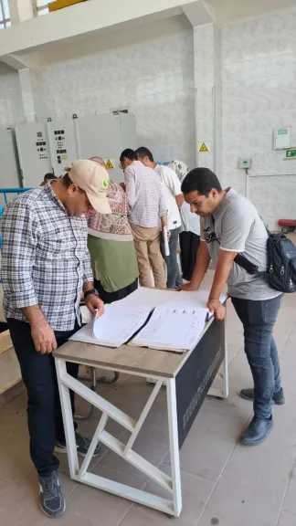 جانب من متابعه 