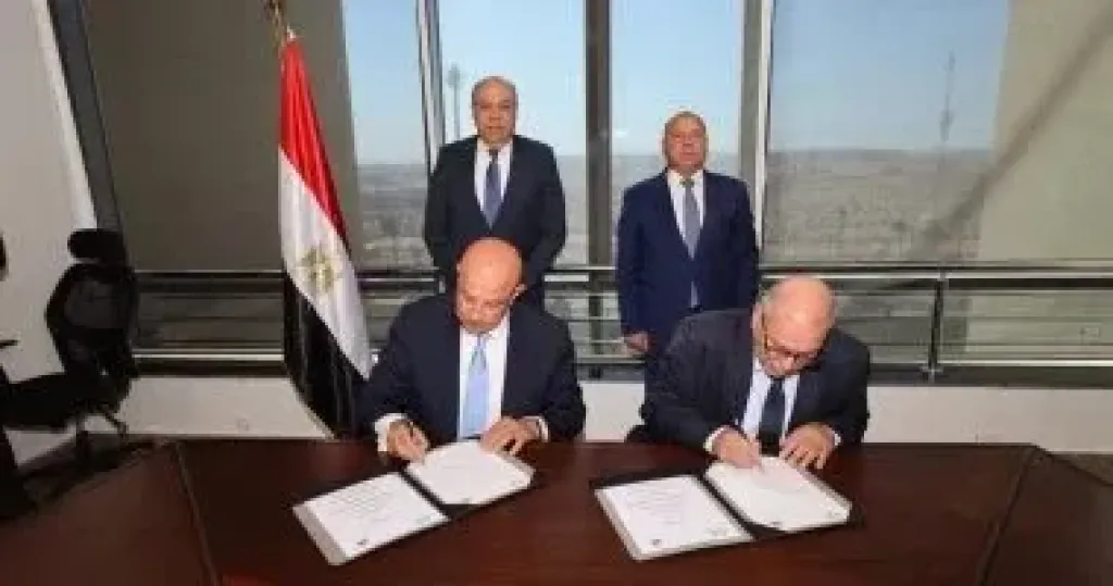 وزيرا النقل والطيران المدني