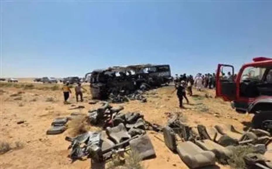 اصطدام حافلتي ركاب على طريق دمشق دير الزور