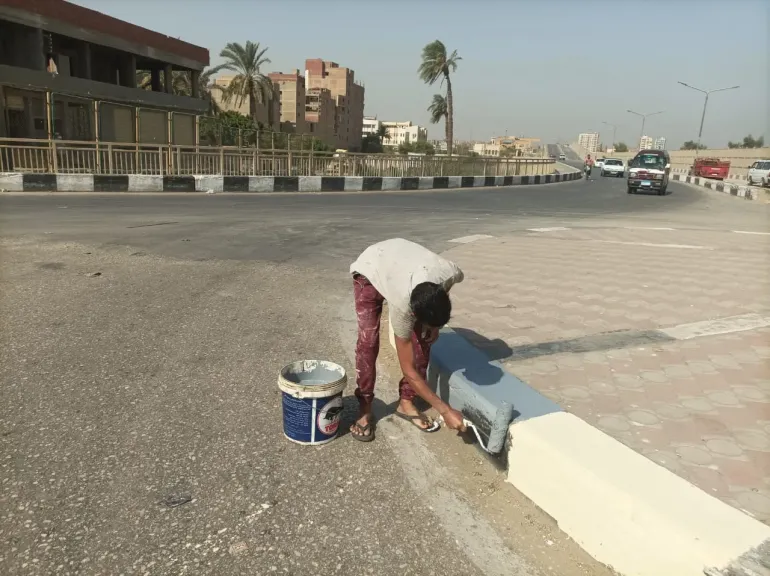 جانب من متابعه 