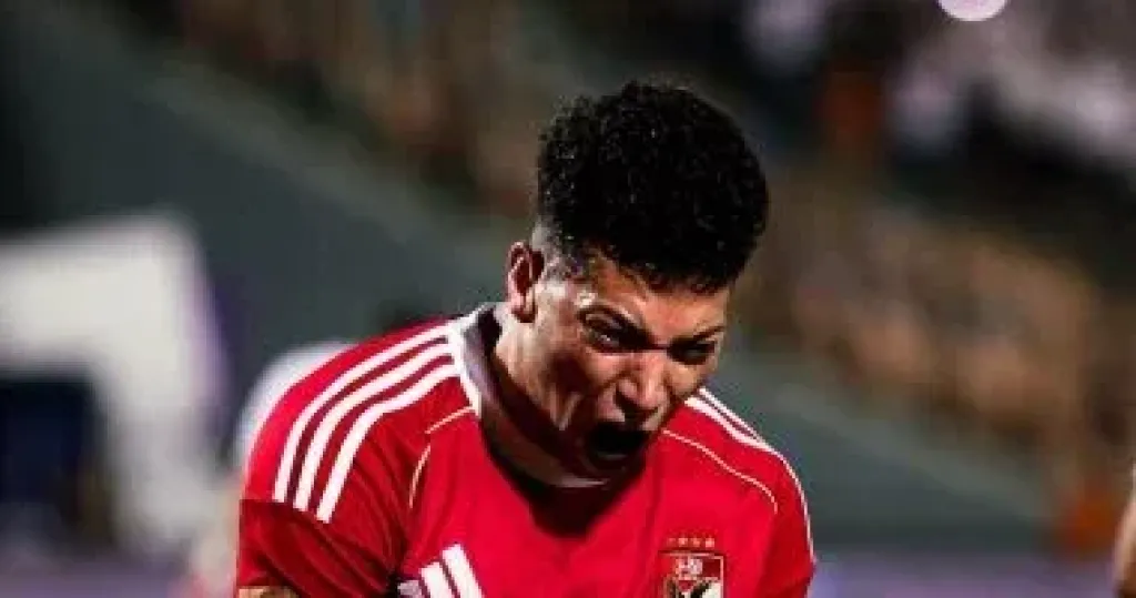 امام عاشور لاعب الاهلى