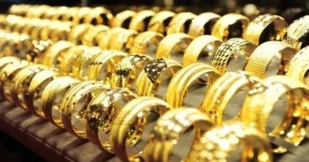 عيار 21 يحافظ على مستوى 6000 جنيه