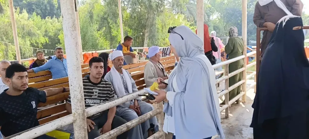 جانب من متابعه 