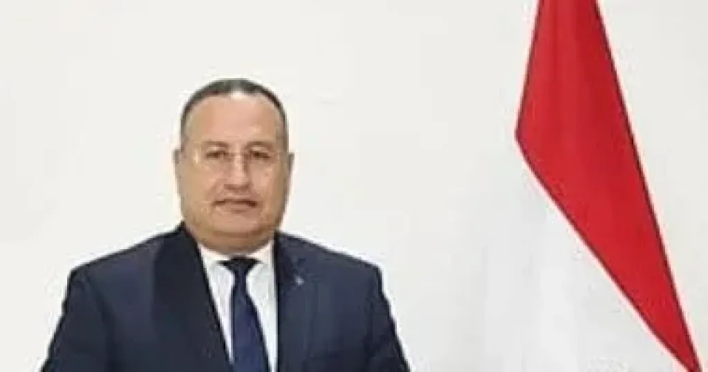 الدكتور عبد العزيز قنصوة
