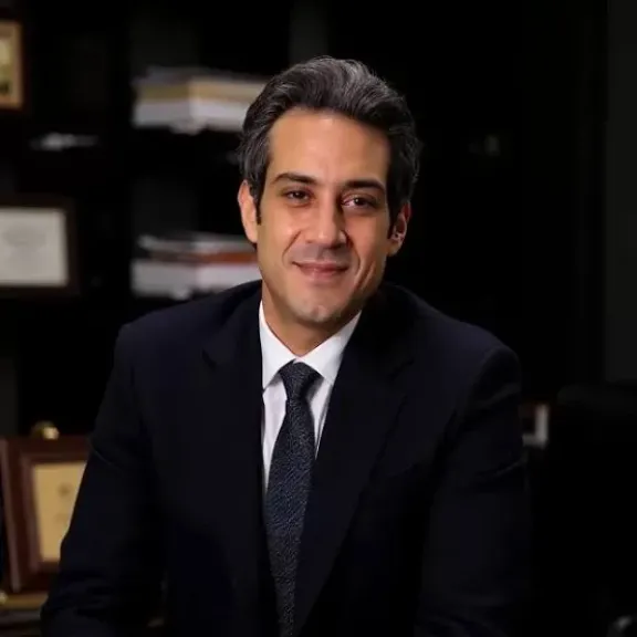 النائب ايمن حامد شريف وكيل لجنة الثقافة والإعلام 