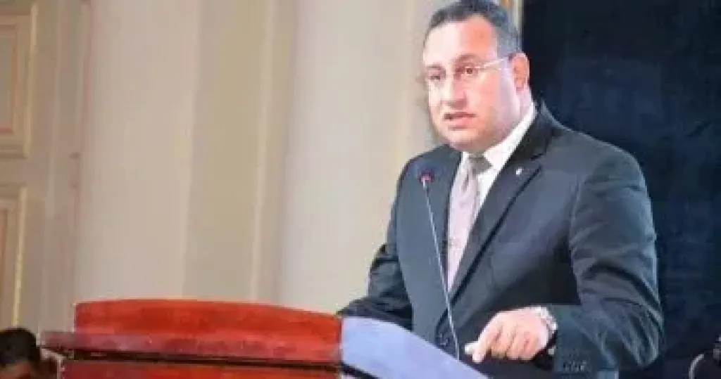 وزير التعليم  العالي 
