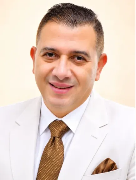 الكاتب الصحفى ياسر محمد