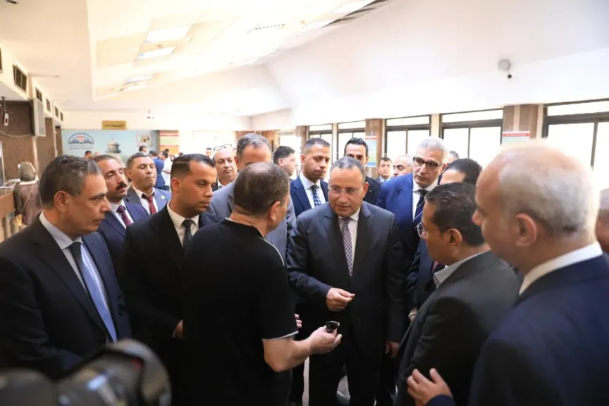 وزير التعليم العالى وجولة بمكتب التنسيق
