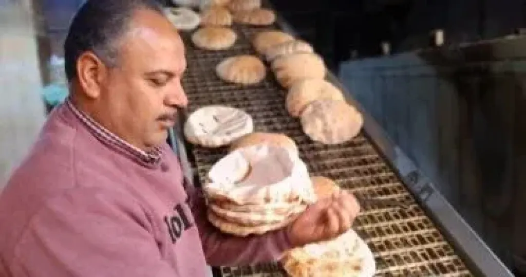الخبز السياحى بالسعر الرسمى