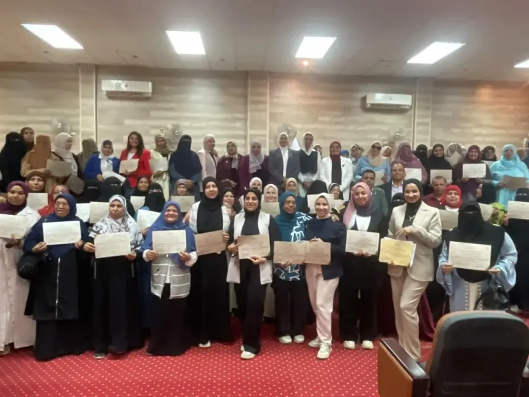 التضامن :-  برنامج بناء قدرات شبكة ميسرات الحضانات يصل محطته الرابعة بمحافظة الوادي الجديد